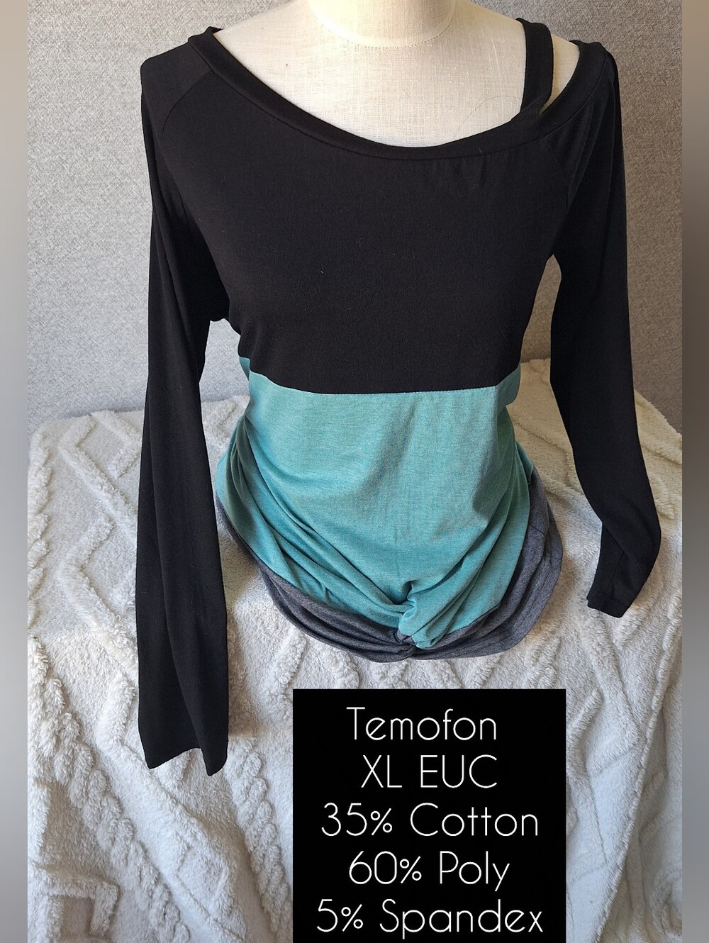 Temofon XL Black and Teal Colorblock Long-Sleeve Top